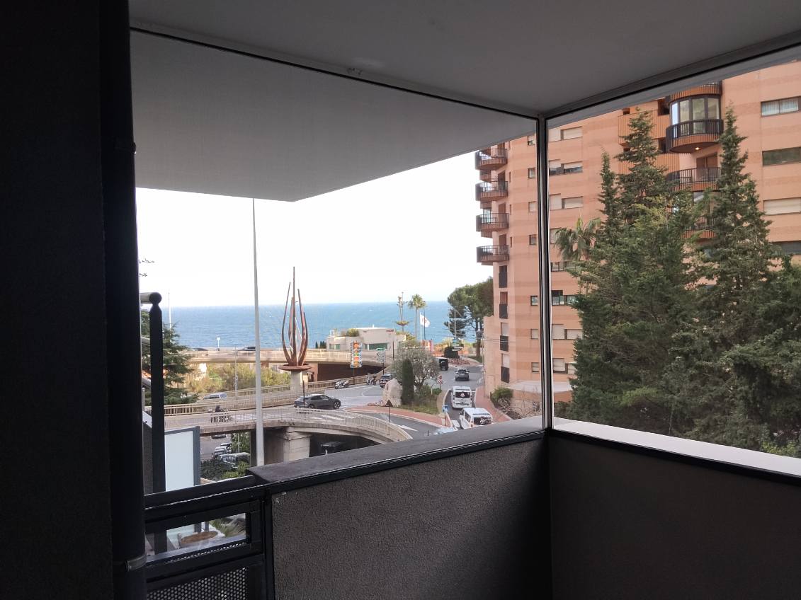 Pose moustiquaire cadre fixe