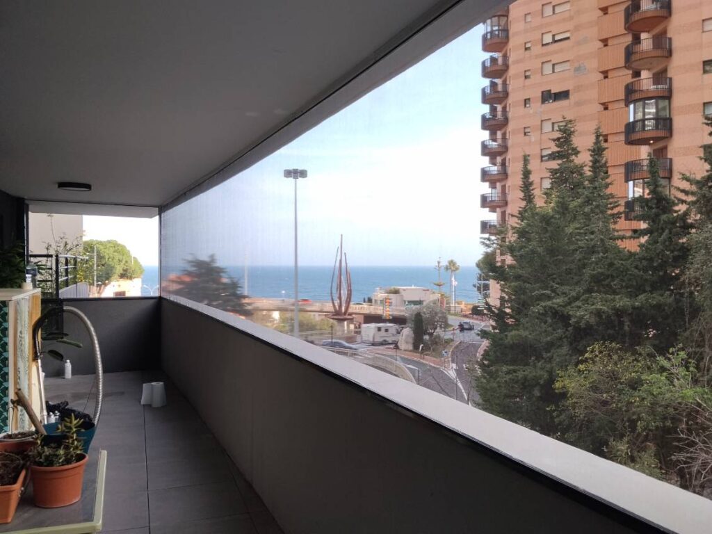 pose de moustiquaire sur terasse vue degagée